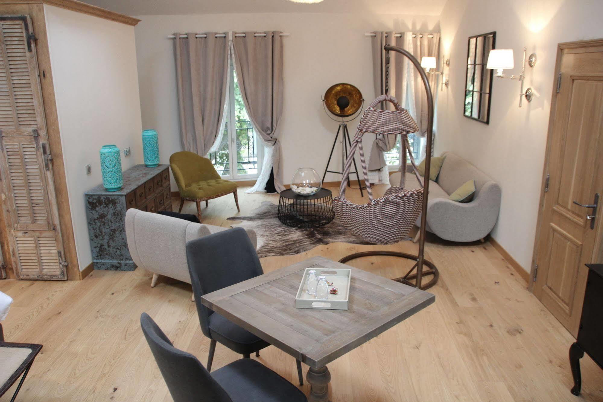 Maison D'Hotes Les Varietes Saint-Rémy-de-Provence Zewnętrze zdjęcie